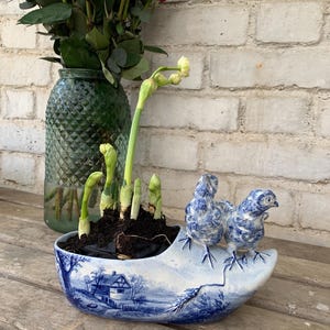 MCM  Delft  Blue Planter Dutch Clog Porcelain decorative songbirds vintage homeware