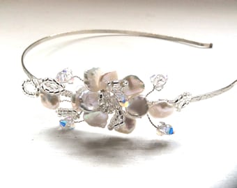 Tiara nupcial de perlas: accesorio para el cabello de boda con cristales Swarovski Blossom