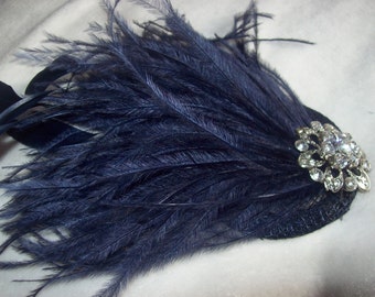 Fascinator/ Bridal hair accessories/ wedding hair accessories/ New handmade 1920s inspired navy blue feather fascinator