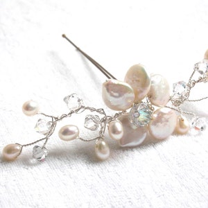 Handmade pearl and crystal hairpin