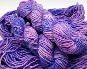 Superwash Merino Wool Hand Dyed Bulky Singles Yarn (HD70)