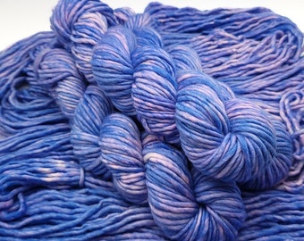 Superwash Merino Wool Hand Dyed Bulky Singles Yarn (HD69)