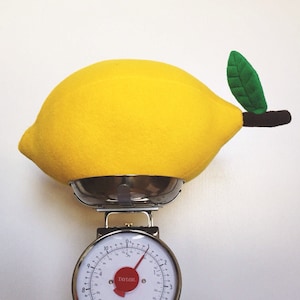 Gigantisch citroenkussen - rare dingen en fruitig decor