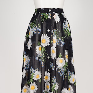1990s Daisy Print Black Cotton Voile High-Waisted Vintage Midi Skirt by Liz Sport Sz XS S