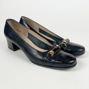 Salvatore Ferragamo 1980s Vintage Black Embossed Leather Pumps Sz 6.5 A