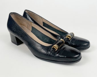 Salvatore Ferragamo 1980s Vintage Black Embossed Leather Pumps Sz 6.5 A
