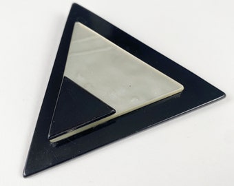 Holt Renfrew Italian 1980s Vintage Modernist Triangle Brooch