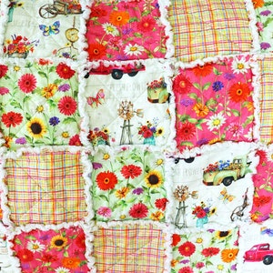 Lap Rag Quilt. Floral Quilt. Farmhouse Quilt Decor. Farm Truck Rag Quilt. Sunroom Decor. Quilt for Sale. Rag Quilt Throw. image 3