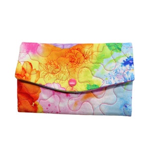 Cartera de tela con flores brillantes. Cartera acolchada. Cartera de mujer con cremallera. Regalo para ella. Cartera con cremallera. Cartera triple para mujer.