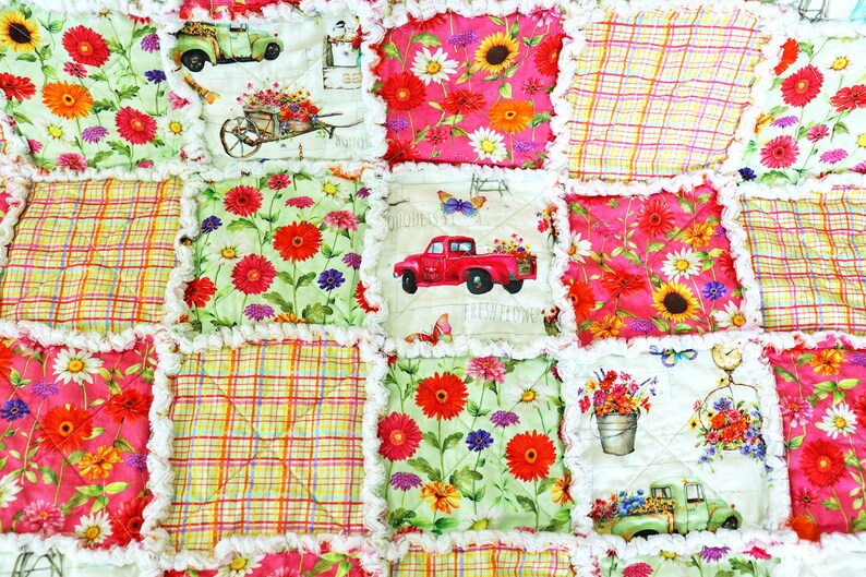 Lap Rag Quilt. Floral Quilt. Farmhouse Quilt Decor. Farm Truck Rag Quilt. Sunroom Decor. Quilt for Sale. Rag Quilt Throw. image 8