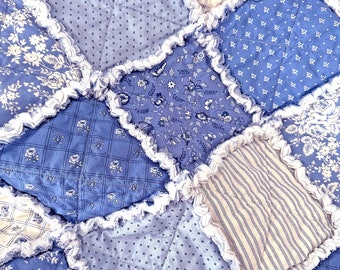 Blue and White Floral Rag Quilt. Flower Lap Quilt. Floral Sunroom Decor. Quilt for Sale. Rag Quilt Throw.