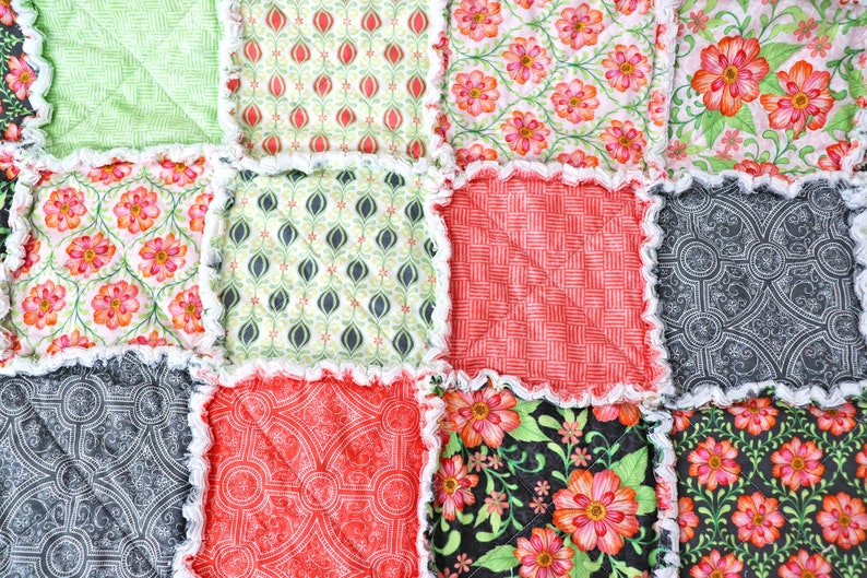 Pink and Green Floral Lap Rag Quilt. Gift for Mom. Lap Quilt for Sale. image 5