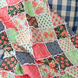 Pink and Green Floral Lap Rag Quilt. Gift for Mom. Lap Quilt for Sale. image 4