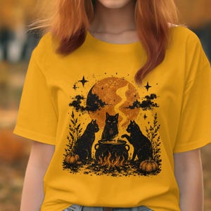 Black Cats around Cauldron with Full Moon T-Shirt Vintage Halloween Tee Pumpkin Patch Fall Outfit October Birthday Cat Mom Gift