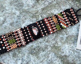 Lake Superior Thomsonite Cabochon Bracelet - Free Form Peyote Stitch Bead Weaving - BOHO