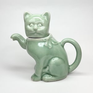 Vintage Celadon/Mint Green Cat Teapot, Chinese Ceramic Figurine Teapot with Lid, Unique Gift for Cat Lovers