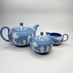 Excellent Vintage 1960s Wedgwood Blue Jasperware Large Teapot with Creamer and Sugar Bowl, Tea Party, Gift for her