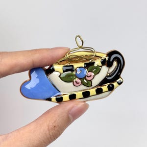 Vintage Ceramic Pin Brooch Enamel Tea Pot Coffee Pot