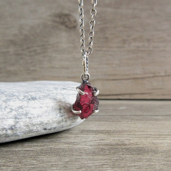garnet necklace pendant
