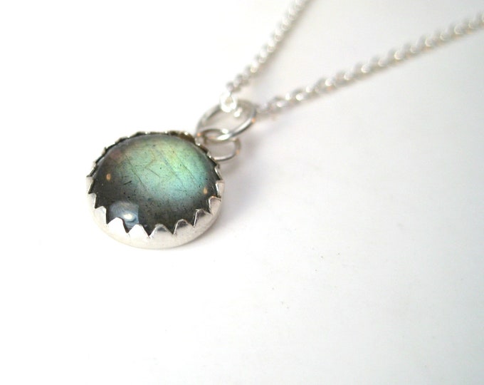 Simple Silver Labradorite Necklace, gemstone Necklace