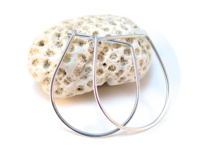 Silver Oval Hoops, Everyday Hoop Earrings, Inch Hoops