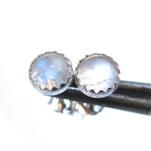 Grade A Rainbow Moonstone Stud Earings, Moonstone Earrings 5 mm Moonstone