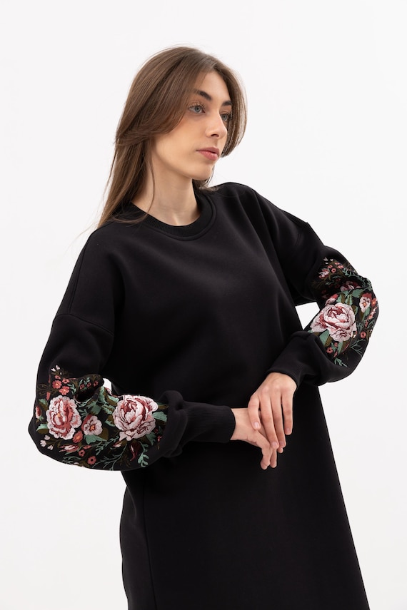 green emerald velvet dress 2 Piece Sweatshirt Dress Set with Embroidery main image 0