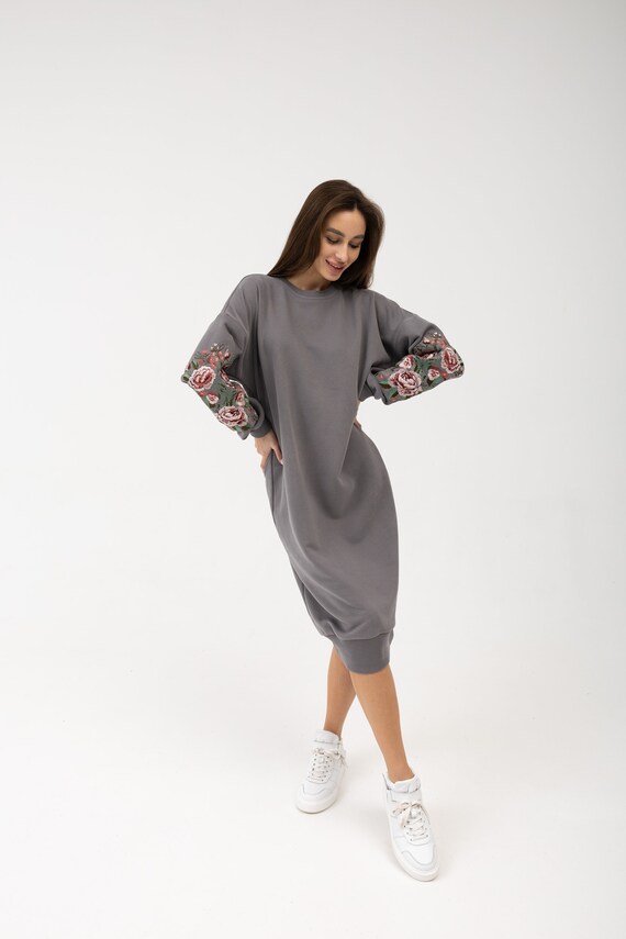 Women's Dress With Roses Embroidery on Sleeves Cotton Knit Three-thread - Etsy Women's Dress With Roses Embroidery on Sleeves Cotton Knit Three-thread - Etsy
