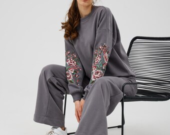 Women&#39;s Sportswear, Crewneck and sweatpants, Cozy stylish crewneck and wide-leg pants, Flower embroidery fitness set, Activewear, Sports Set