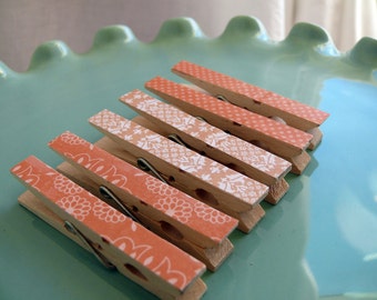 Memo clips decorative decoupaged clothespins---Peach Cobbler Gifts Under 5 Dollars Hostess Gift