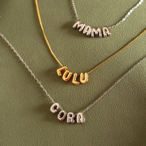 Collar con nombre personalizado, collar con letra de mamá en oro 3D, collar con nombre de bebé personalizado, regalo para mamá y abuela, regalo para el Día de la Madre
