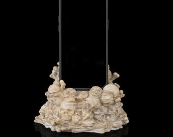 Bone Throne Phone Stand - Skull Themed Phone Holder - 3D Printed - Choose a color!
