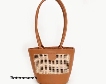 Zoe Rattan Handbag Trendy Women's Rotan Shoulder Bag,Rattan Sling Bag,Rattan Sling Bag Bali,Rattan Crossbody Bags,Rattan Leather Bag