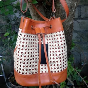 Rattan Shoulder Bag Unique and Trendy Bouquet Bag Women&#39;s Bag,Rattan Sling Bag,Rattan Sling Bag Bali,Rattan Crossbody Bags