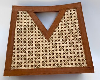 Stylish Rattan and Leather Handbag Perfect Women’s Tote for Casual,Rattan Sling Bag,Rattan Sling Bag Bali,Rattan Crossbody Bags