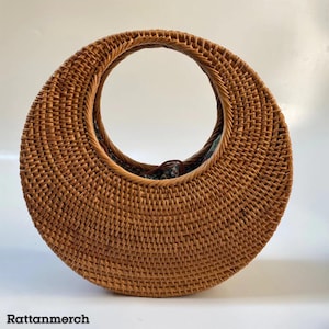 Handmade Rattan Handbag Elegant Women’s Tote for Casual And Formal Events,Rattan Sling Bag,Rattan Sling Bag Bali,Rattan Crossbody Bags