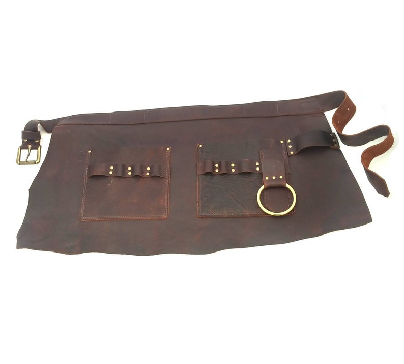 Leather waist apron for garden or workshop. image 5