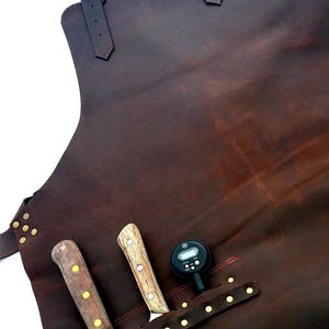 Leather Work Apron with Knife Sheath Pockets image 5