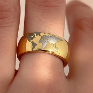 Anillo de oro y tungsteno para viajeros: banda única de oro con forma de globo terráqueo, anillo con diseño de mapa del mundo, elegante banda de bodas, regalo de aniversario único para viajeros