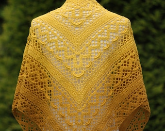 Handmade Shawl, Triangular Shawl, Ombre Shawl, Summer Shawl, Summer Wrap, Elegant Shawl, Lacy shawl, Crochet Shawl