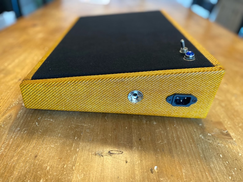 Handcrafted - Large - 18