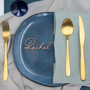 Plaatskaarten bruiloft Aangepaste plaatskaart Naamkaart bruiloft hout Naam couvert bruiloft rustieke bruiloft decor lasergesneden naam plaatskaart
