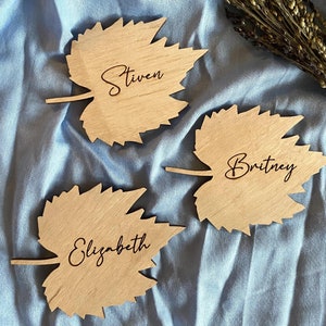 Laser Cut leaf place cards Autumn wedding place cards wooden maple leaf place cards Maple leaves Place cards Thanksgiving place cards