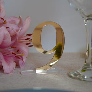 Numeri in acrilico dorato, numeri da tavolo per matrimonio, numeri da tavolo in oro specchiato, nomi da tavolo tagliati al laser, numeri da tavolo in acrilico, decorazioni personalizzate per cartelli da tavolo