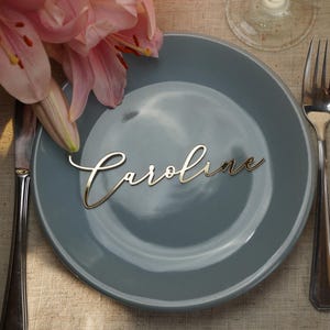 Segnaposto con specchio dorato Nomi personalizzati tagliati al laser Etichette personalizzate per matrimoni di lusso Etichette segnaposto per matrimoni in acrilico Decorazioni da tavolo Nomi per matrimoni