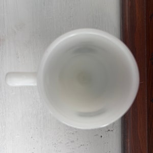 Alpine Coffee Zum Deutschen Eck Chicago Vintage Milk Glass Mug image 3