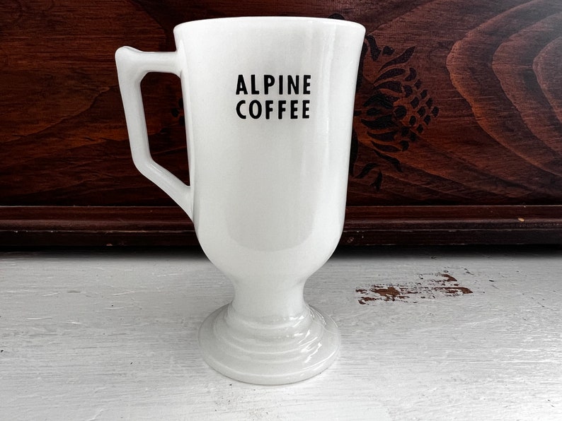 Alpine Coffee Zum Deutschen Eck Chicago Vintage Milk Glass Mug image 1