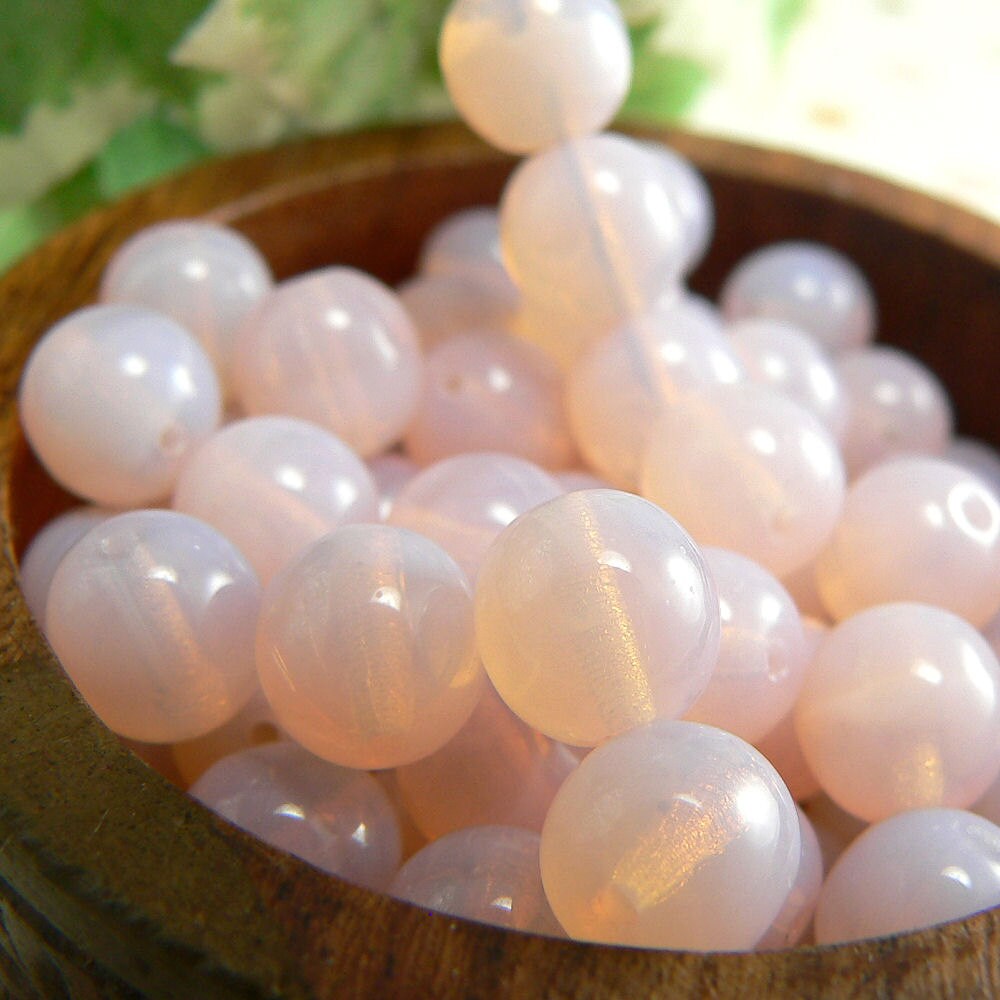 Opal Pink Czech Glass Round Beads Druk Light Milky Rose 8mm (30)