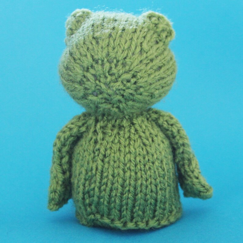 Frog Toy Knitting Pattern (PDF) Legs, Egg Cozy & Finger Puppet ...
