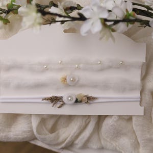 Triple White Newborn Headband – Soft Baby Girl Hair Accessory – Handmade Infant Headband – White Flower Photo Prop for Newborns